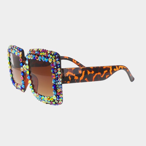Multi color gem studded animal print oversized square fashion sunglasses - Picture 3 of 7